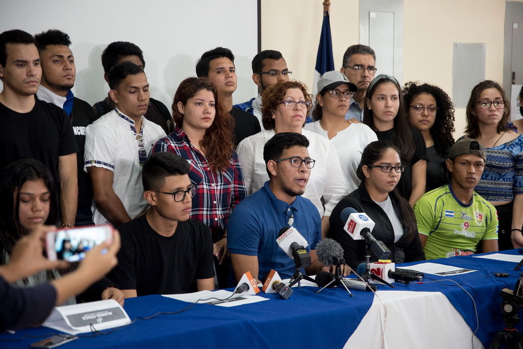 La Alianza Cívica, intregrada por estudiantes, sociedad civil y sector privado, en una conferencia de prensa, el 7 de julio. Carlos Herrera | Confidencial