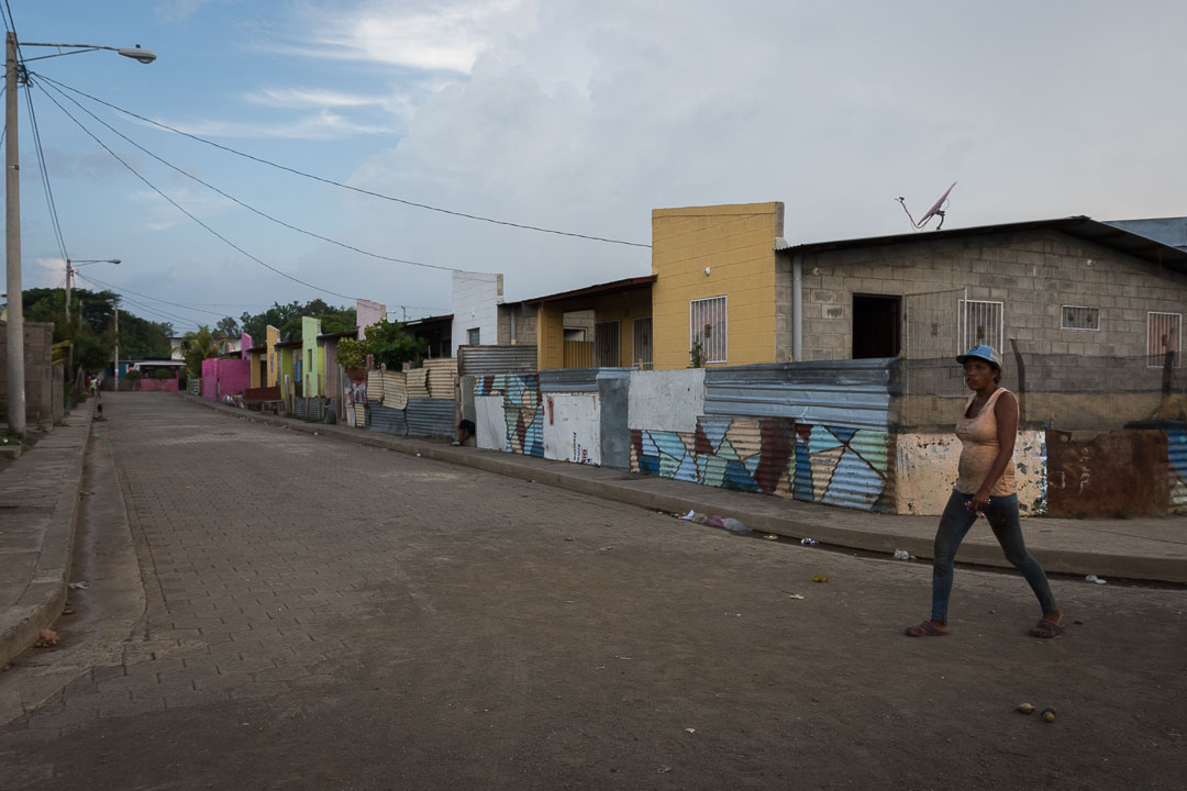 Una calle del barrio Villa Guadalupe, en Managua.