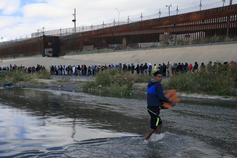 Dos nicaragüenses ahogados en río Bravo