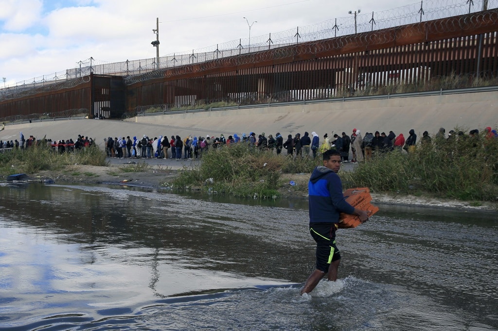 Dos nicaragüenses ahogados en río Bravo