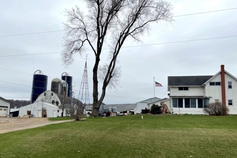 Vista de las instalaciones de la granja D&K Dairy, en el condado de Dane, Wisconsin