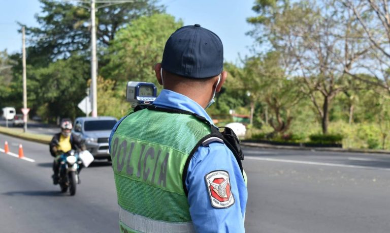 policía de tránsito