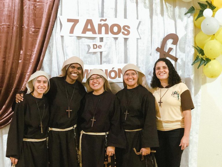 Hermanas de la Fraternidad Pobres de Jesucristo