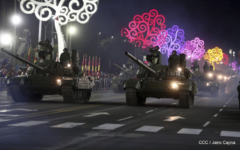 Tanques militares rusos en Managua