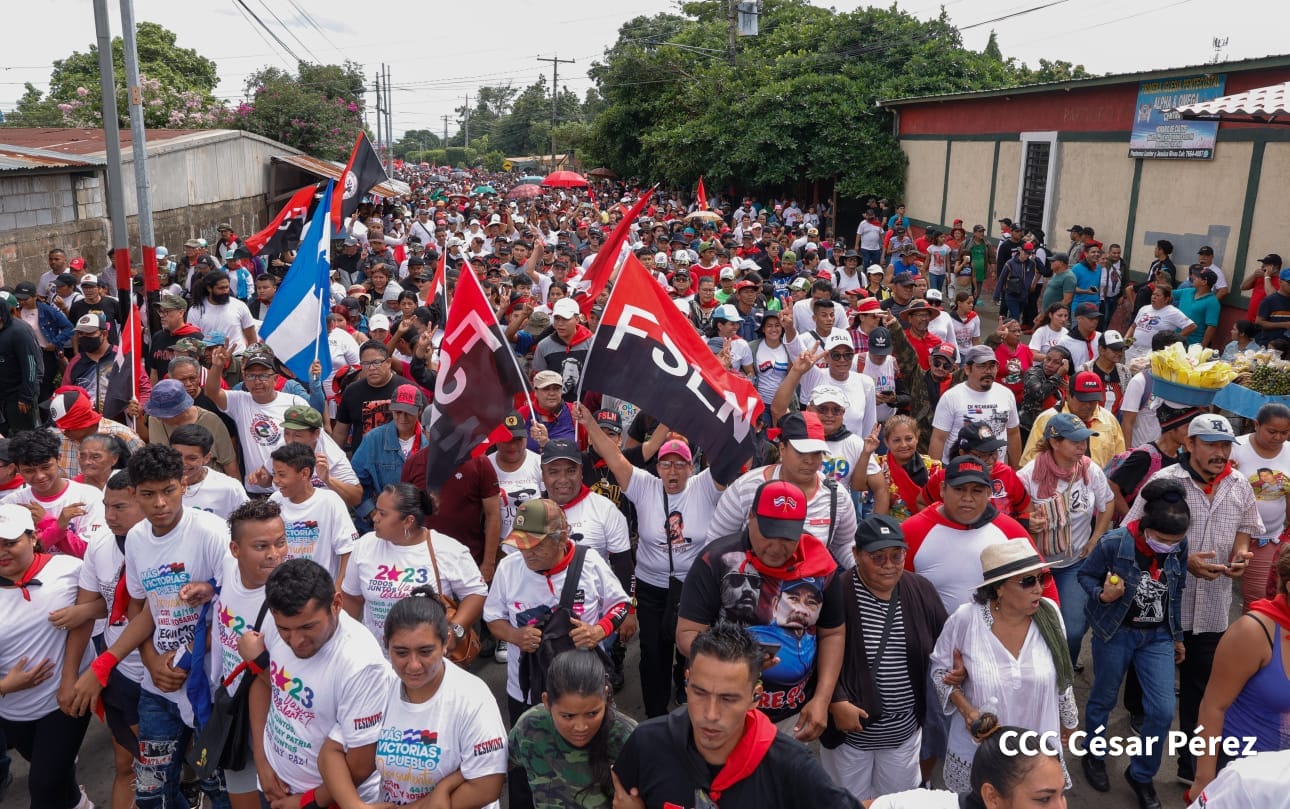 marcha del FSLN en Masaya por el repliegue táctico