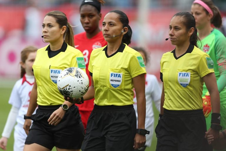 Referee Tatiana Guzman