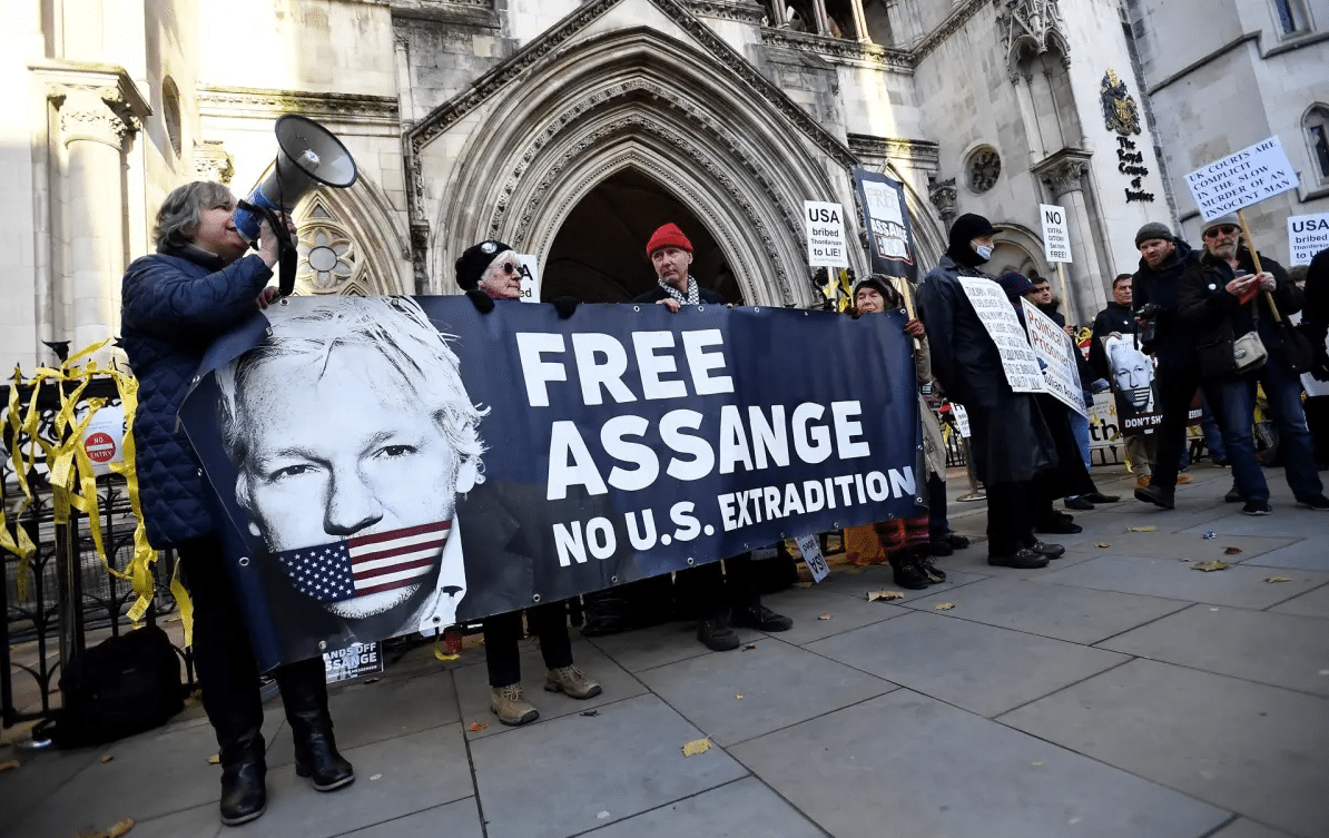 Julian Assange