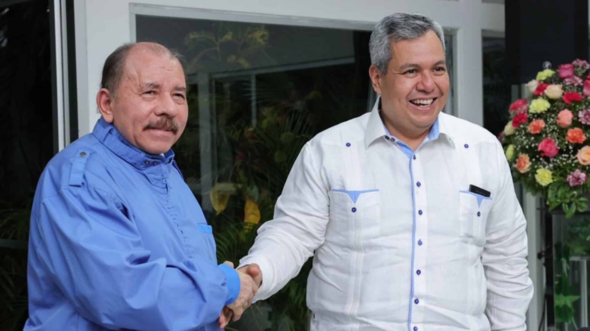 Daniel Ortega y Dante Mossi