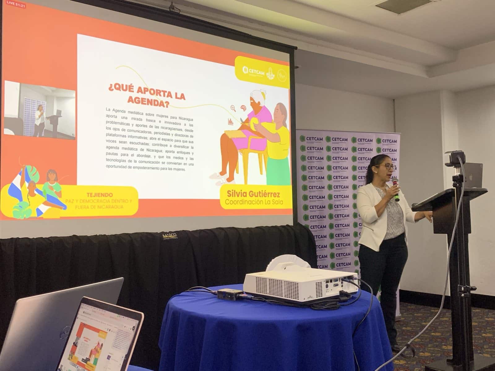 La presentación de las agendas en San José, Costa Rica.