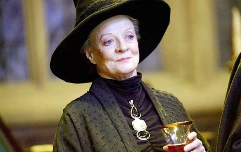 Maggie Smith como la profesora McGonagall en Harry Potter.