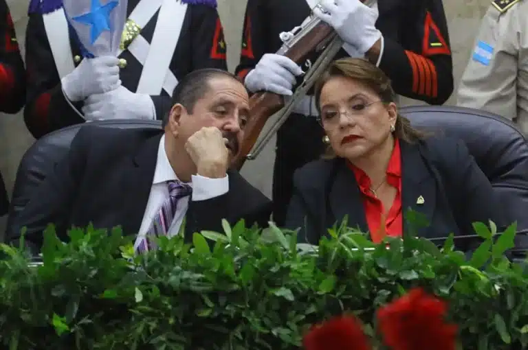 Xiomara Castro y Carlos Zelaya.