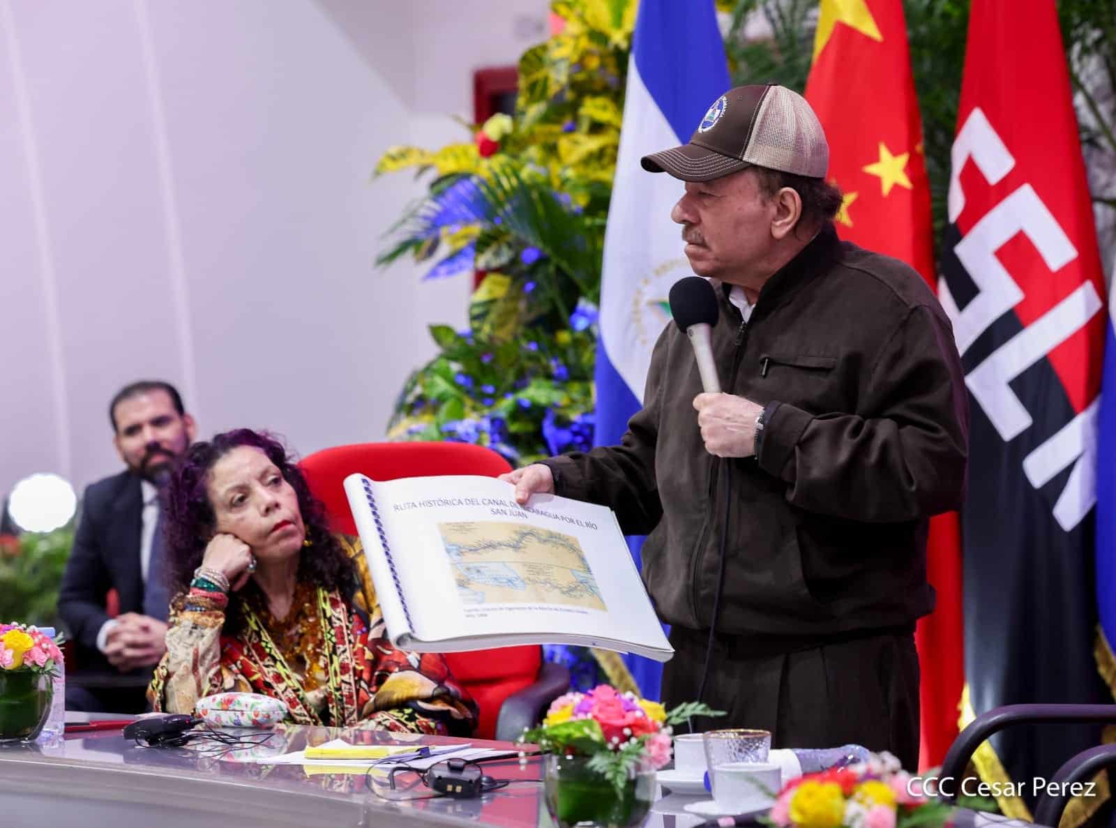 Daniel Ortega durante la presentación de una nueva ruta para el proyecto del canal en interoceánico.